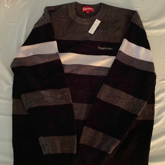 Supreme sweater - Picture 2 of 3